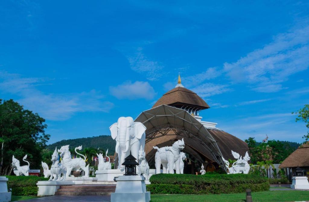 Rajapruek Place Chiang Mai Exterior photo